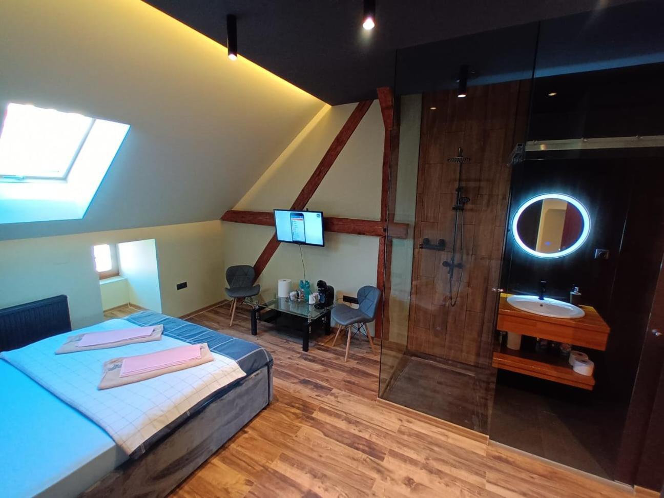 Apartament Eminescu 1 Медиаш Экстерьер фото